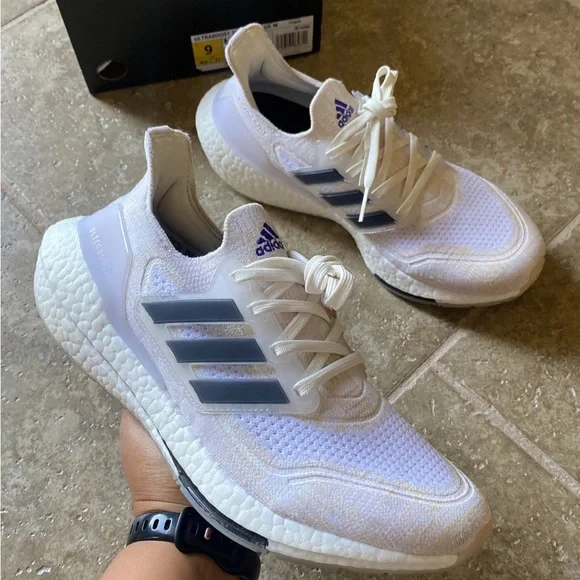 Rare Adidas Ultraboost 21 Primeblue Womens size 9 Ultraboost Shoes - Picture 12 of 13